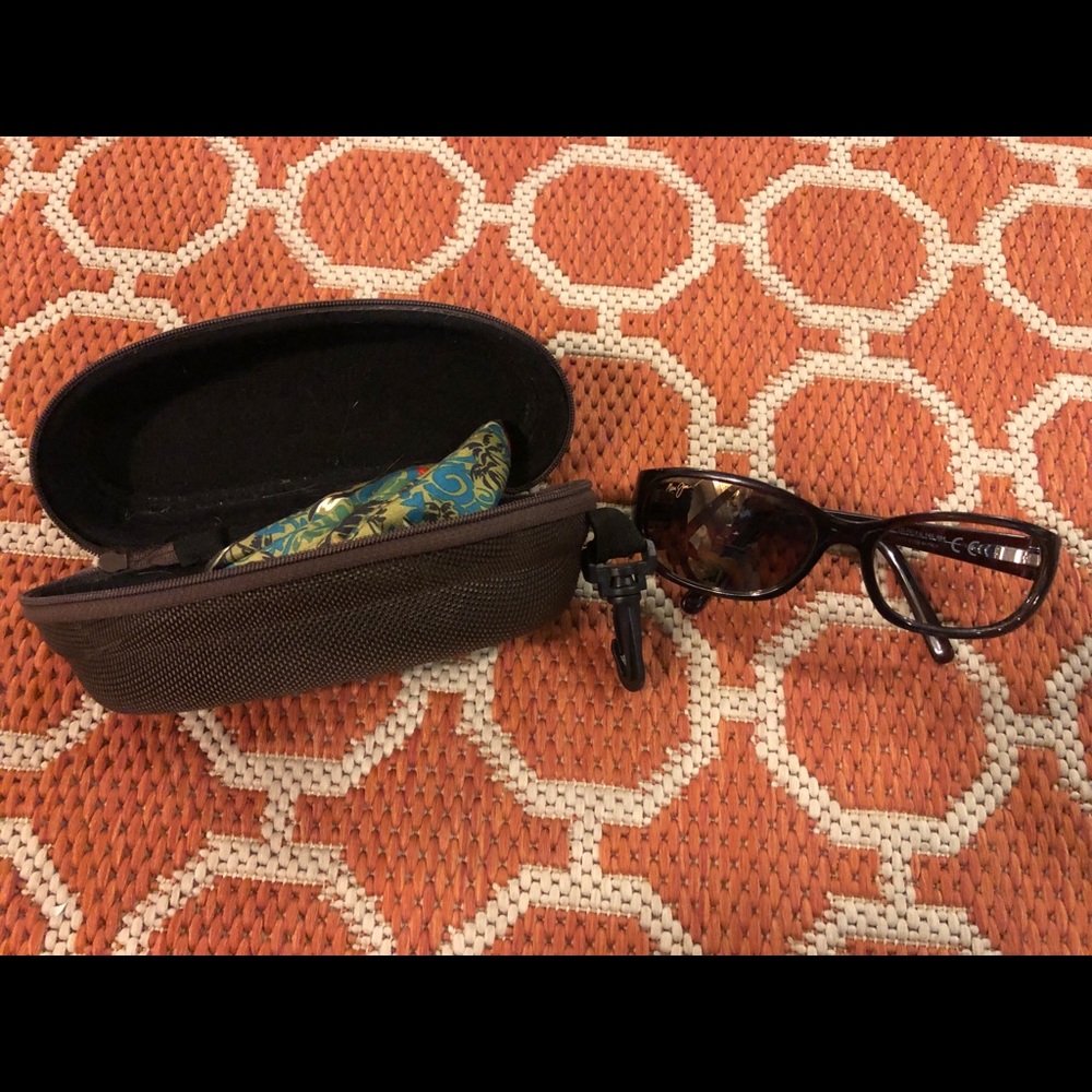 Maui Jim sunglasses, Kuiahu Bay style